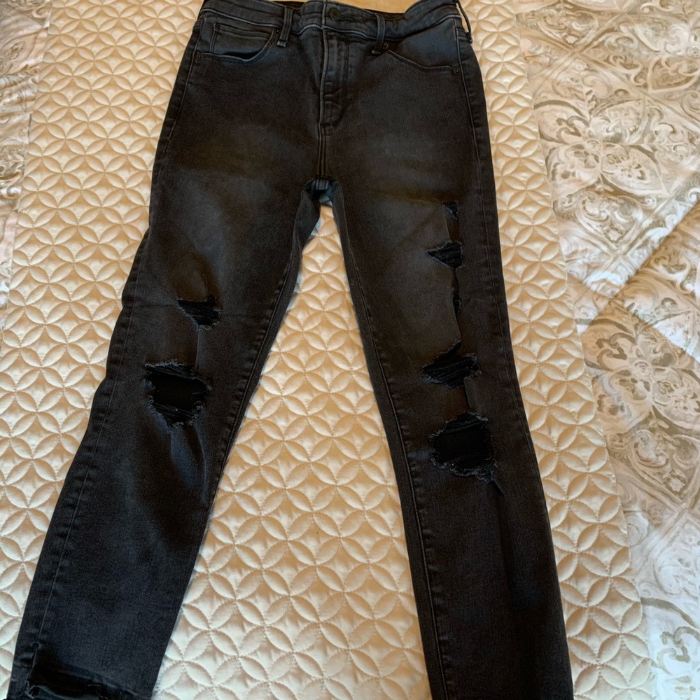 Distressed black Abercrombie skinny jeans